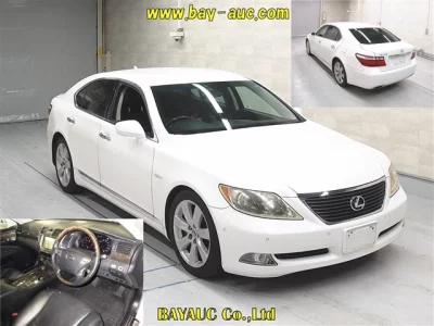 Lexus LS  с аукциона в Японии