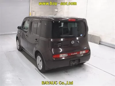 Nissan CUBE  с аукциона в Японии