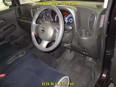 Nissan CUBE  с аукциона в Японии
