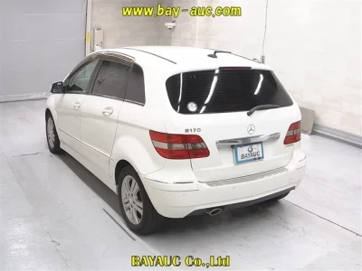 Mercedes-Benz B CLASS