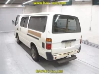 Toyota DYNA лот № 30045 оценка 3  с аукциона в Японии 1