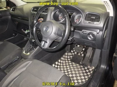 Volkswagen GOLF VARIANT