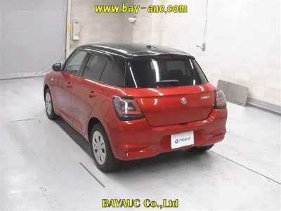 Suzuki SWIFT  с аукциона в Японии