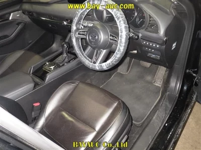 Mazda MAZDA3  с аукциона в Японии