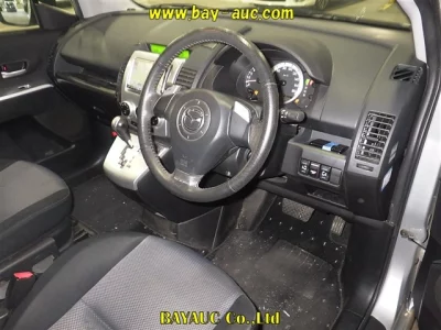 Mazda PREMACY  с аукциона в Японии