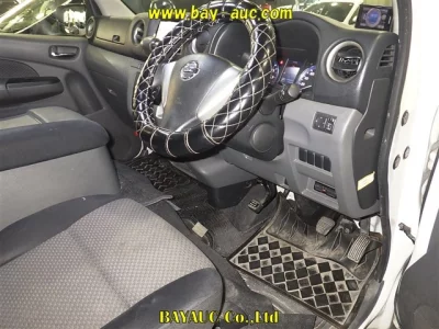 Nissan CARAVAN VAN