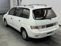 Toyota GAIA лот № 85004 оценка 3.5  с аукциона в Японии 1