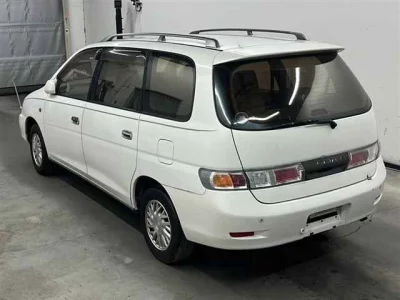 Toyota GAIA  с аукциона в Японии