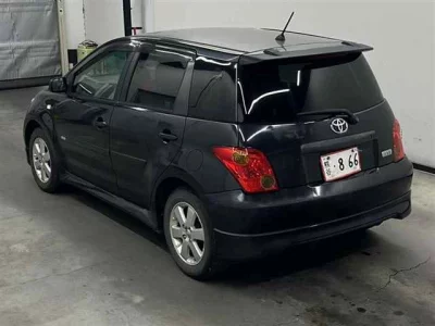 Toyota IST