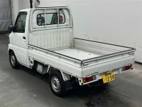 Nissan CLIPPER TRUCK лот № 60017 оценка 4  с аукциона в Японии 1