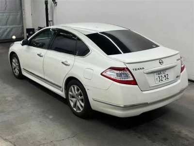 Nissan TEANA