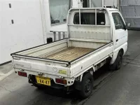 Suzuki CARRY TRUCK лот № 90007 оценка 3.5  с аукциона в Японии 4