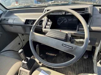 Suzuki CARRY TRUCK  с аукциона в Японии