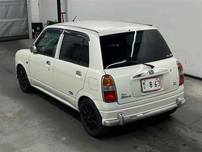Daihatsu MIRA