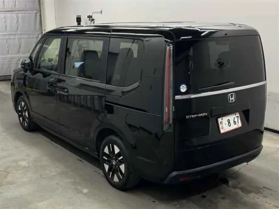Honda STEP WAGON  с аукциона в Японии