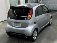 Mitsubishi I лот № 90039 оценка 4  с аукциона в Японии 4