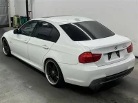 BMW 3-Series лот № 35016 оценка 4  с аукциона в Японии 1