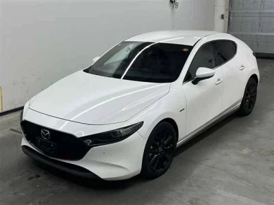 Mazda MAZDA3  с аукциона в Японии