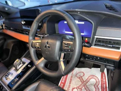 Mitsubishi OUTLANDER PHEV