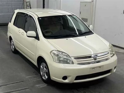 Toyota RAUM