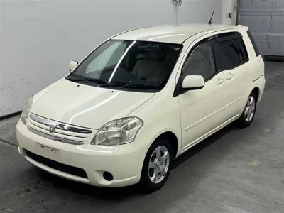 Toyota RAUM
