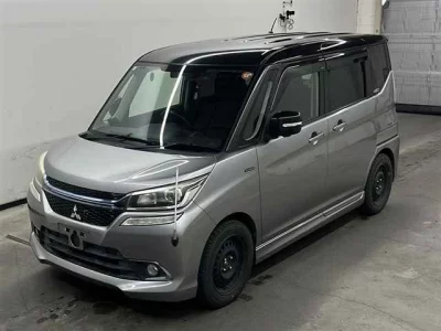 Mitsubishi DELICA D2