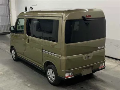 Daihatsu ATRAI VAN  с аукциона в Японии