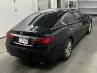 Nissan FUGA лот № 30400 оценка 4.5  с аукциона в Японии 4