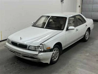 Nissan LAUREL