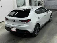 Mazda MAZDA3 лот № 15134 оценка R  с аукциона в Японии 4