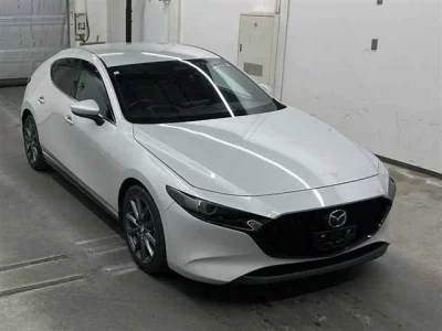 Mazda MAZDA3  с аукциона в Японии