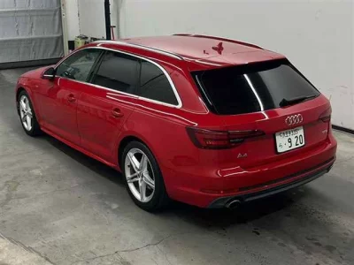Audi A4  с аукциона в Японии