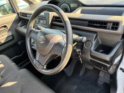 Suzuki WAGON R  с аукциона в Японии