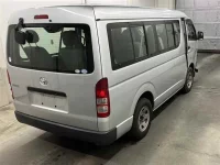 Toyota HIACE лот № 80078 оценка X  с аукциона в Японии 4