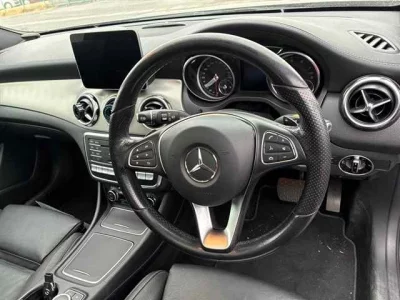 Mercedes-Benz GLA CLASS