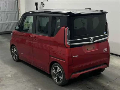 Nissan ROOX  с аукциона в Японии