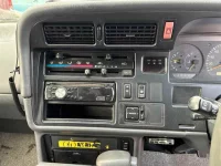 Toyota HIACE VAN лот № 85185 оценка 3.5  с аукциона в Японии 5