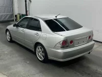 Toyota ALTEZZA лот № 70242 оценка 3  с аукциона в Японии 1