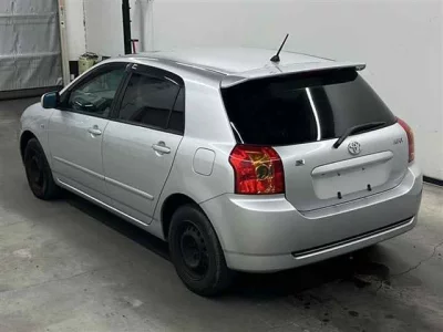 Toyota COROLLA RUNX  с аукциона в Японии