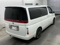 Nissan ELGRAND лот № 90192 оценка 4  с аукциона в Японии 4