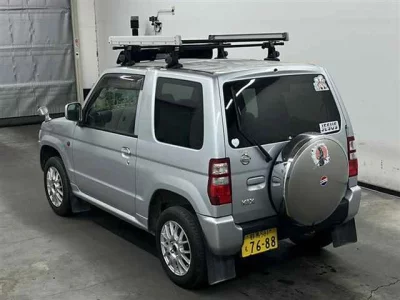 Nissan KIX  с аукциона в Японии