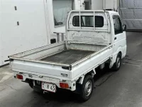 Suzuki CARRY TRUCK лот № 355 оценка R  с аукциона в Японии 4