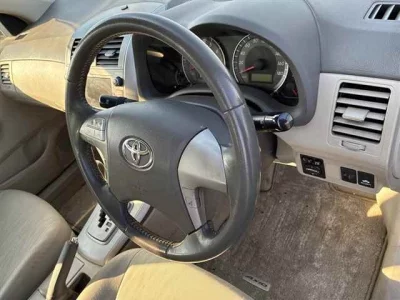 Toyota COROLLA AXIO  с аукциона в Японии