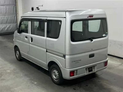 Mitsubishi MINICAB VAN