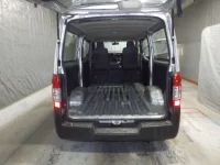 Nissan CARAVAN VAN лот № 3008 оценка R  с аукциона в Японии 4