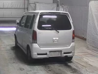 Suzuki WAGON R лот № 4002 оценка R  с аукциона в Японии 7