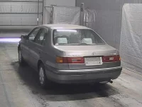 Toyota CORONA PREMIO лот № 2558 оценка 3  с аукциона в Японии 7