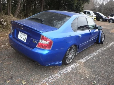 Subaru LEGACY B4