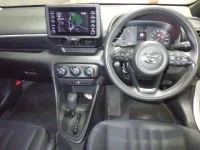 Toyota YARIS лот № 781 оценка 3.5  с аукциона в Японии 3