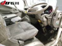 Hino DUTRO лот № 102 оценка 3  с аукциона в Японии 2